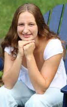 <em>Emily S.</em>